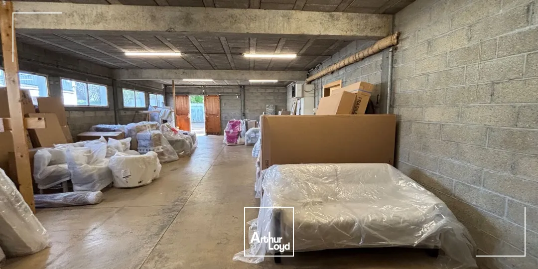 Locaux d'activité & Entrepôts - Location - ISNEAUVILLE - 76230 - 600-1200 - 8080435