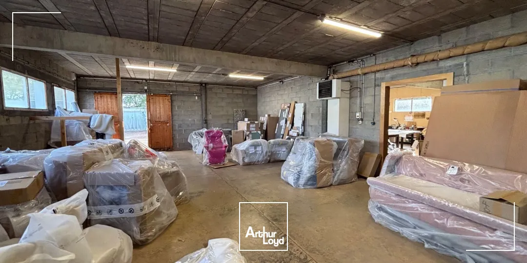 Locaux d'activité & Entrepôts - Location - ISNEAUVILLE - 76230 - 600-1200 - 8080436