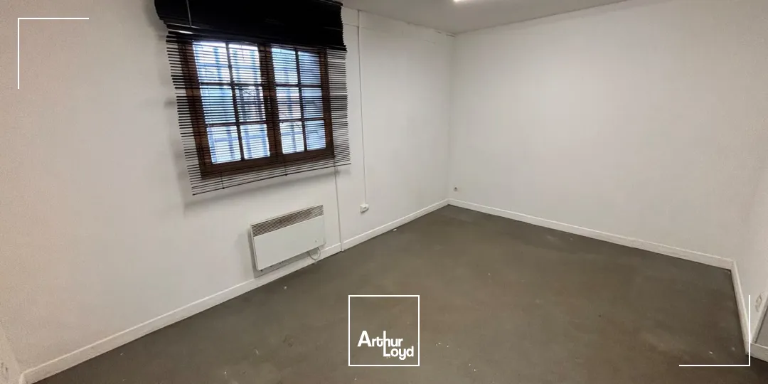 Locaux d'activité & Entrepôts - Location - SAINT AUBIN LES ELBEUF - 76410 - 185-185 - 8080459