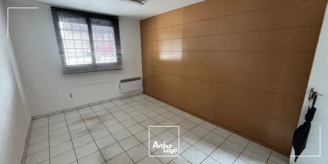 Locaux d'activité & Entrepôts - Location - SAINT AUBIN LES ELBEUF - 76410 - 140-140 - 8080464