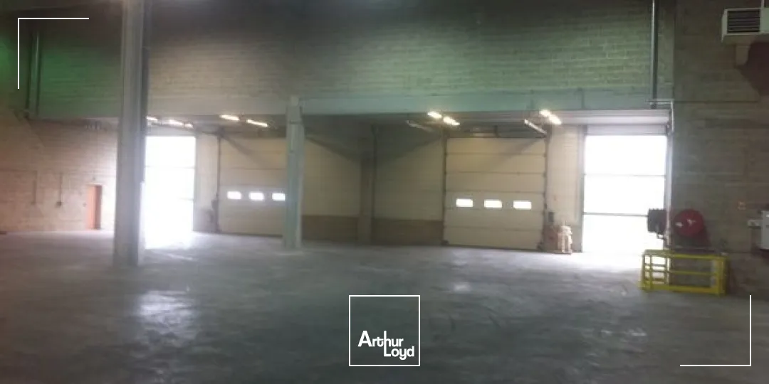 Locaux d'activité & Entrepôts - Location - ELANCOURT - 78990 - 534-534 - 8082331