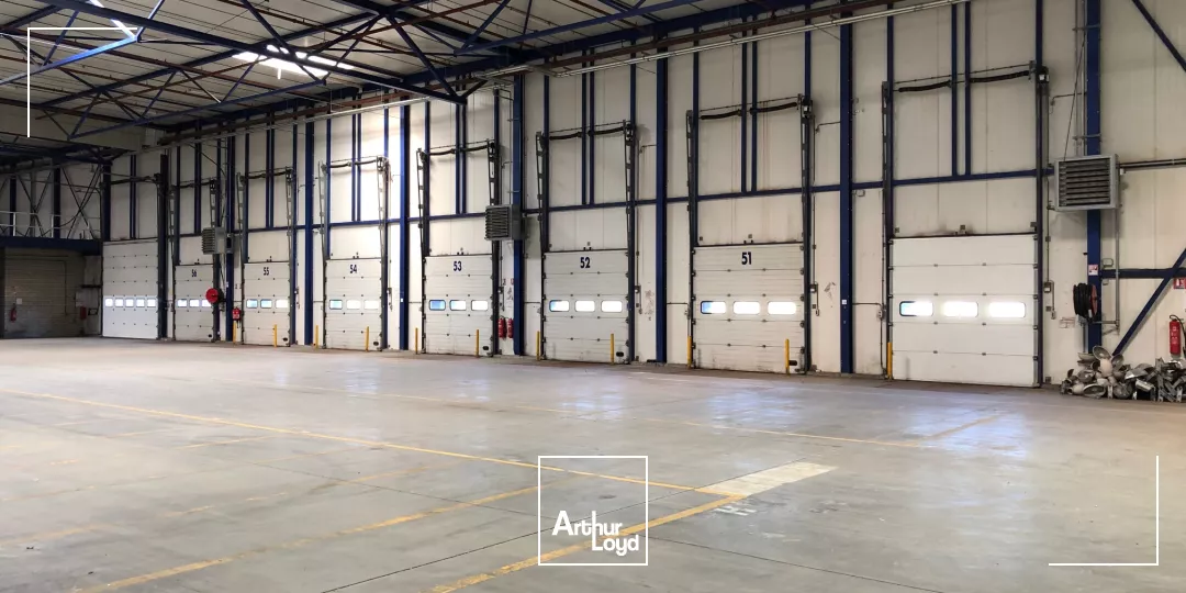 Logistique à louer à 30 km de Lille