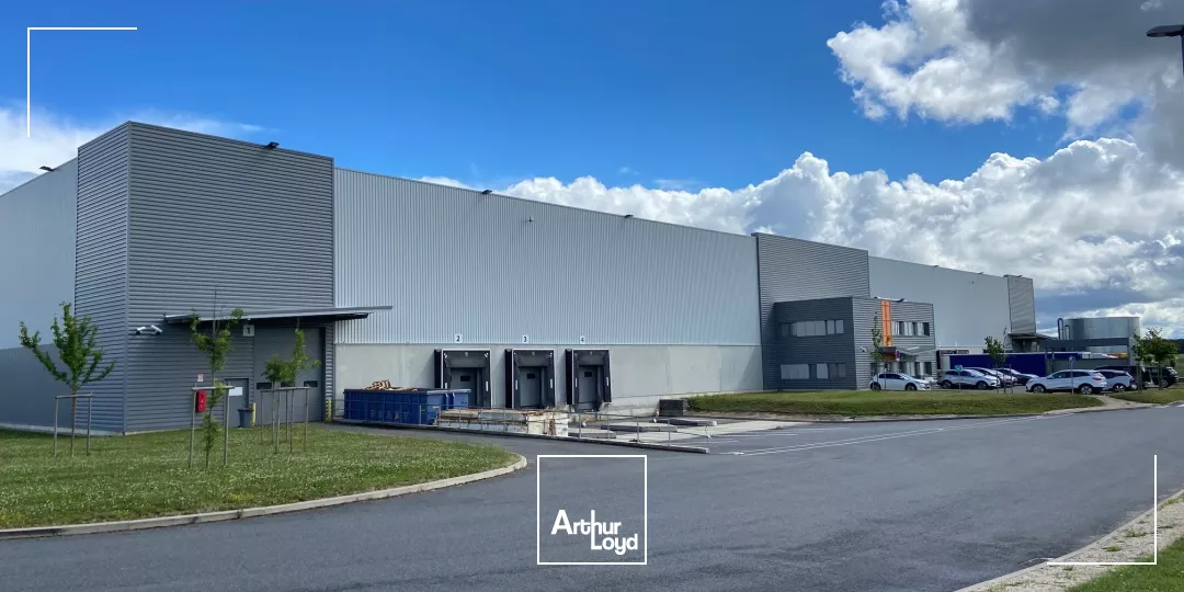 EXCLUSIF : 8 000 m² à louer au Nord de la Région Rhône Alpes Auvergne