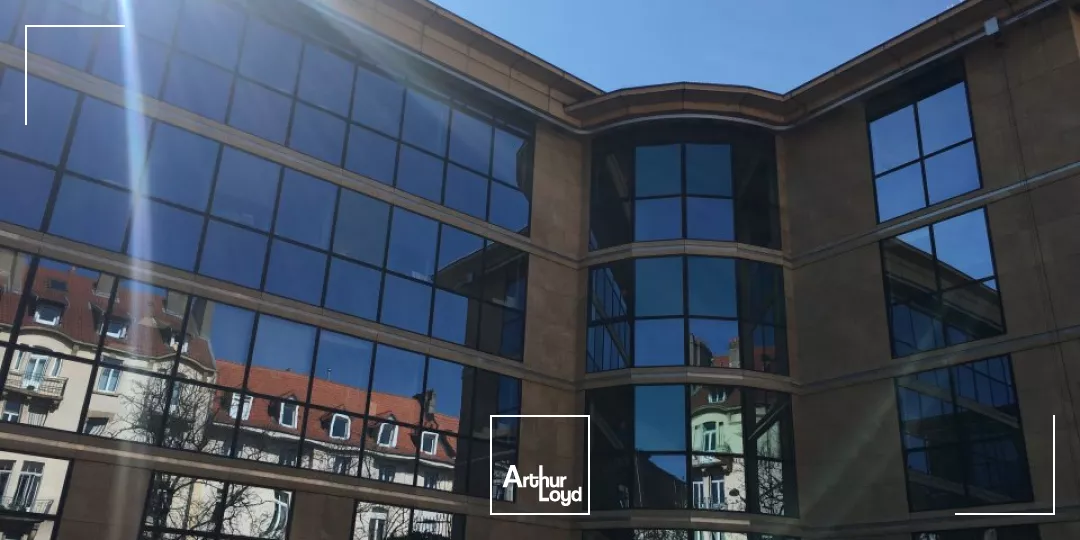 BUREAUX à LOUER de 1417.42 m²