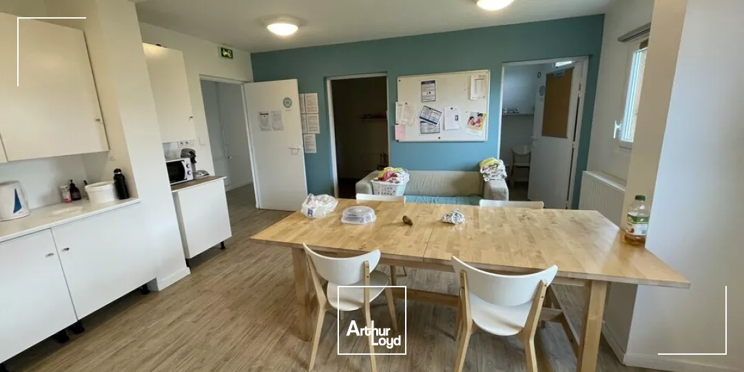 BUREAUX à VENDRE de 650 m²