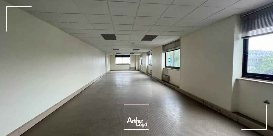 BUREAUX à LOUER de 425 m²