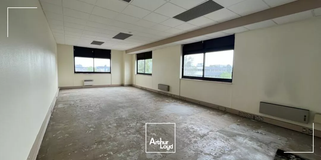 BUREAUX à LOUER de 425 m²