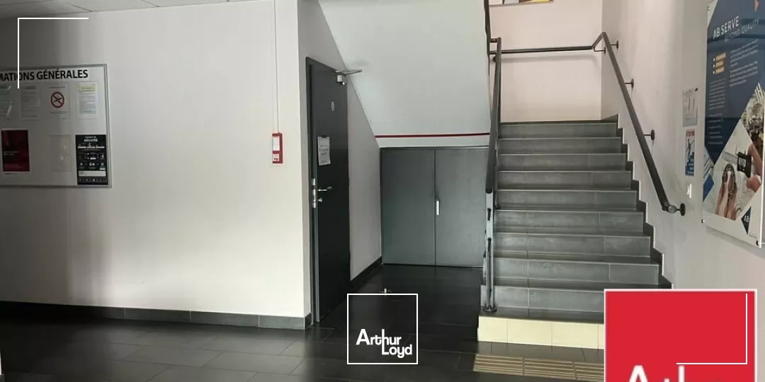 BUREAUX à LOUER de 66.7 m²