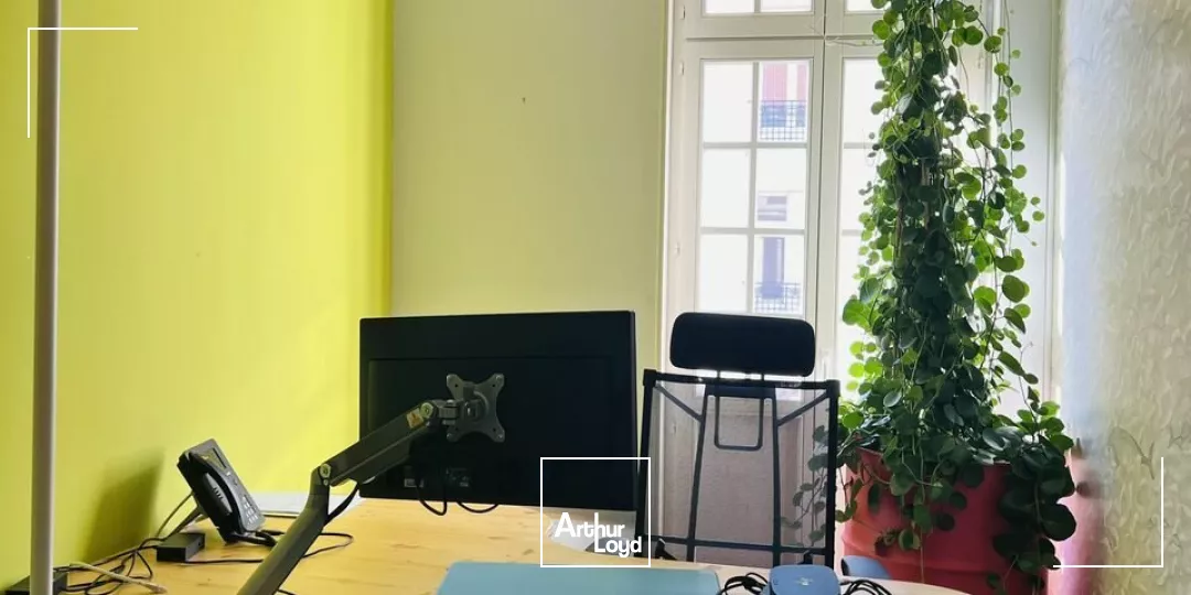 BUREAUX à LOUER de 204.2 m²