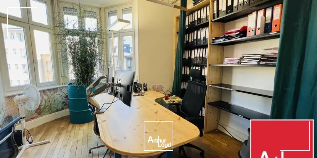 BUREAUX à LOUER de 204.2 m²