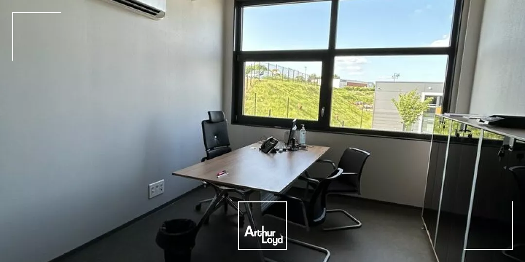 BUREAUX à LOUER de 127 m²