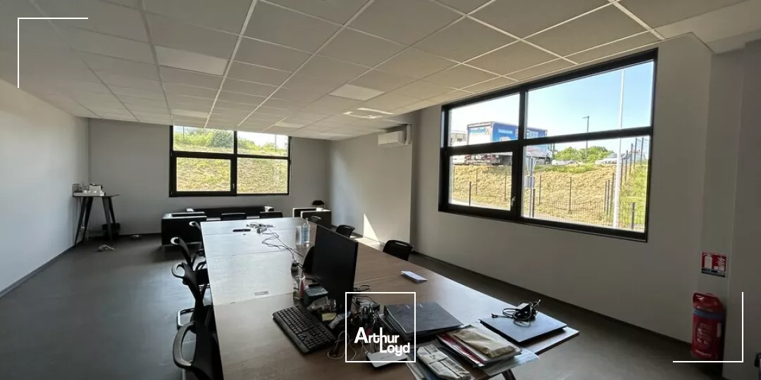 BUREAUX à LOUER de 127 m²