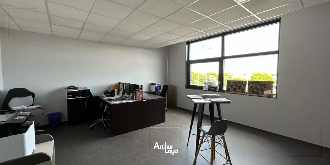 BUREAUX à LOUER de 127 m²
