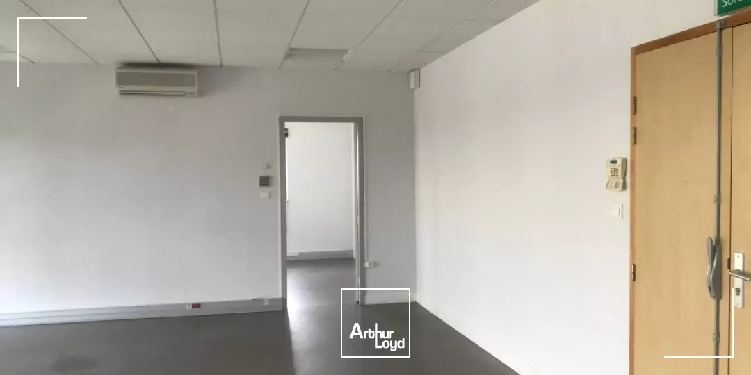 Avignon extra muros - Bureaux à louer 