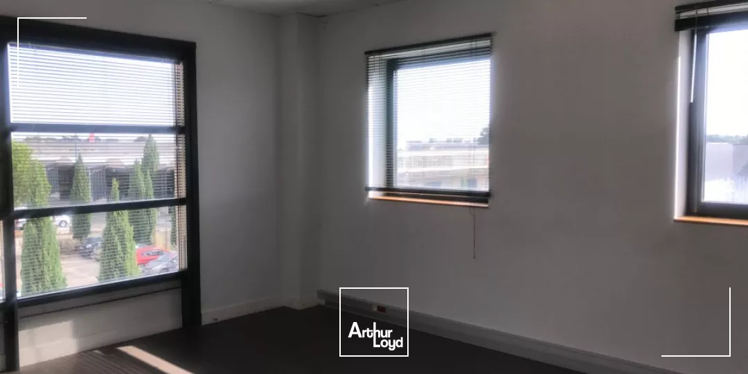 Avignon extra muros - Bureaux à louer 