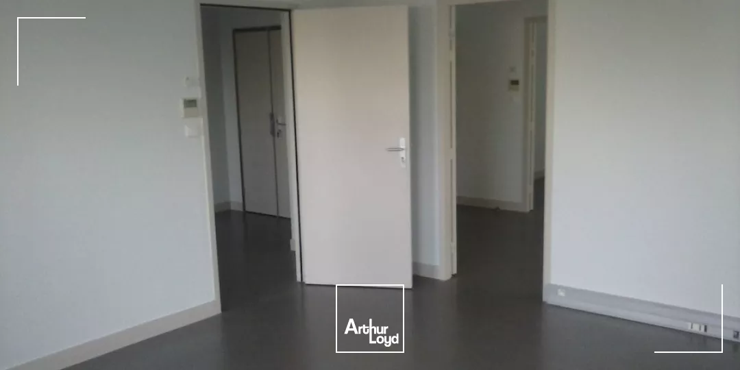 Avignon extra muros - Bureaux à louer 