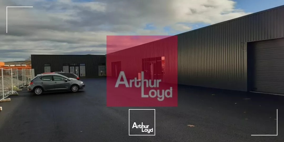 ISSOIRE ZONE COMMERCIALE A LOUER LOCAL COMMERCIAL 420 M² DIVISIBLES