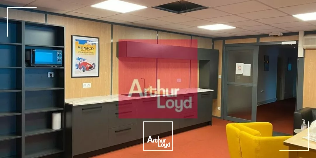 CLERMONT-FERRAND BREZET A LOUER BUREAUX TOUT COMPRIS DE 10 M² A 25 M²