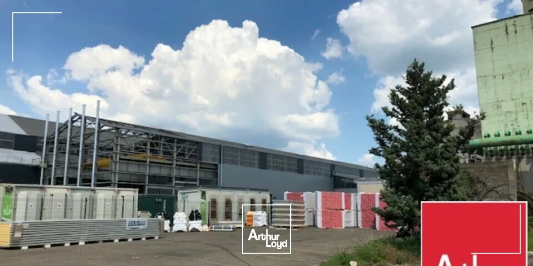 LOCAL D'ACTIVITE - ENTREPOT à LOUER de 2000 m²