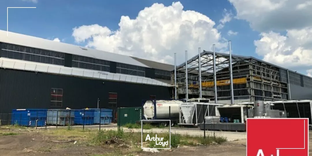 LOCAL D'ACTIVITE - ENTREPOT à LOUER de 2000 m²