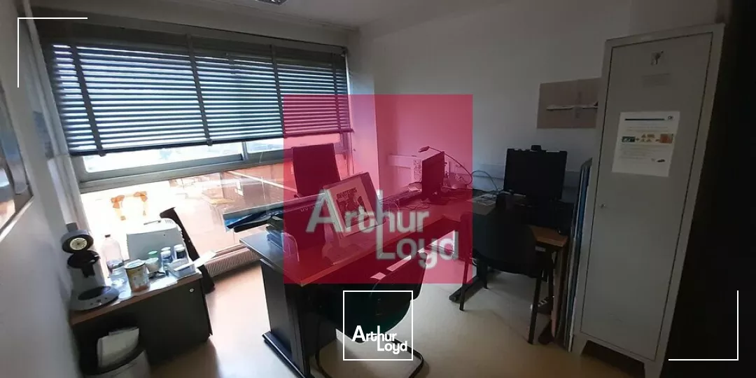 CLERMONT-FERRAND SECTEUR BERTHELOT BUREAUX 248 M² A LOUER