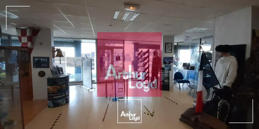 CLERMONT-FERRAND SECTEUR BERTHELOT BUREAUX 248 M² A LOUER