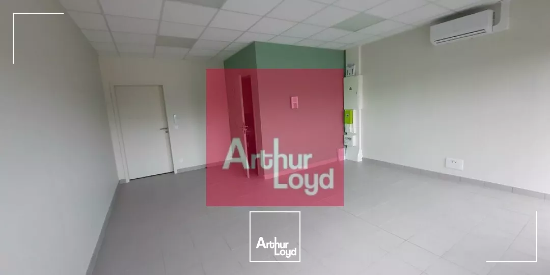 COURNON PROGRAMME NEUF A LOUER LOCAL ACTIVITE 392 M²
