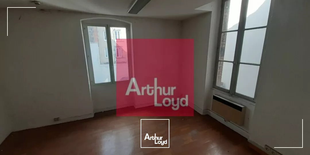 LOCAL COMMERCIAL A LOUER CLERMONT-FERRAND 240 M² +70 M² Réserves.