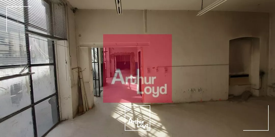 LOCAL COMMERCIAL A LOUER CLERMONT-FERRAND 240 M² +70 M² Réserves.