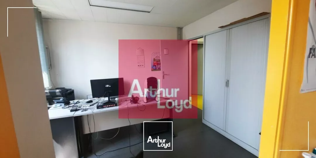 BUREAUX A VENDRE ISSOIRE 260M² - RDC