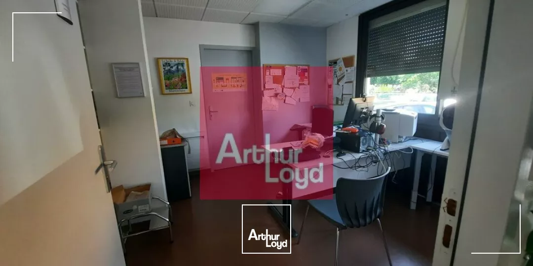 BUREAUX A VENDRE ISSOIRE 260M² - RDC