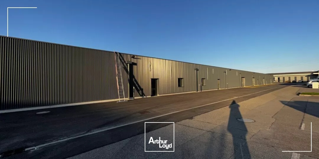 LOCAL COMMERCIAL à LOUER de 600 m²