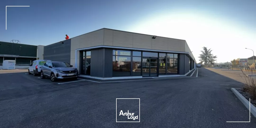 LOCAL COMMERCIAL à LOUER de 600 m²