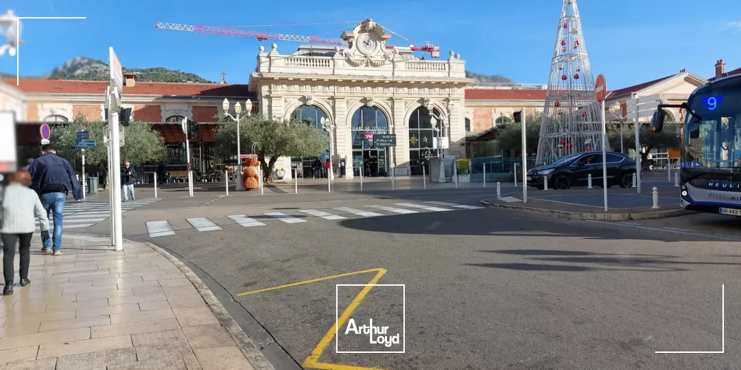Cession de bail - Local commercial - Toulon centre face à la gare