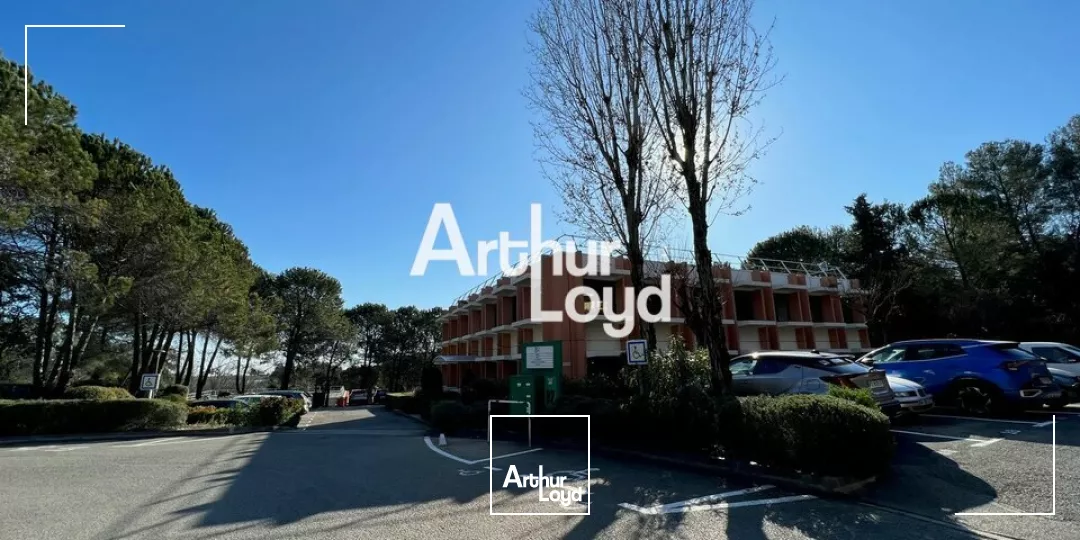 Location Sophia Antipolis - Bureaux 56.01 m² - Environnement paysager