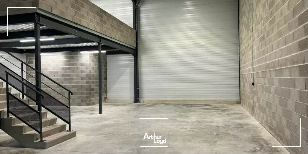 Zone industrielle NORD Chalon- Bâtiment à usage d'activité divisible à partir de 180 m²