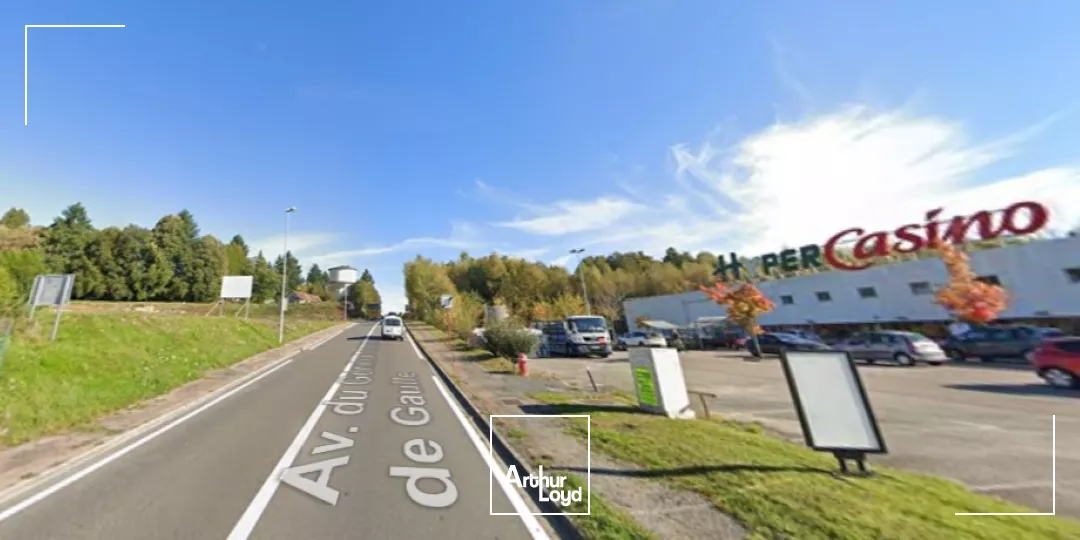 Location de cellules commerciales neuves à St Yrieix la Perche