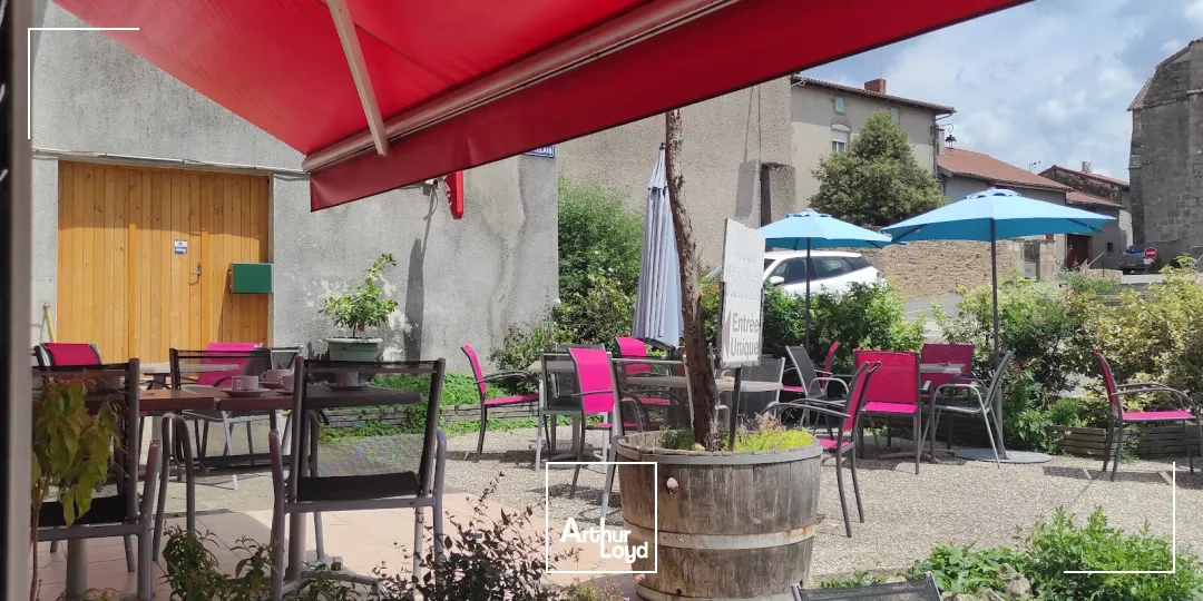 Fonds de commerce Bar restaurant tabac Berneuil 200 m2