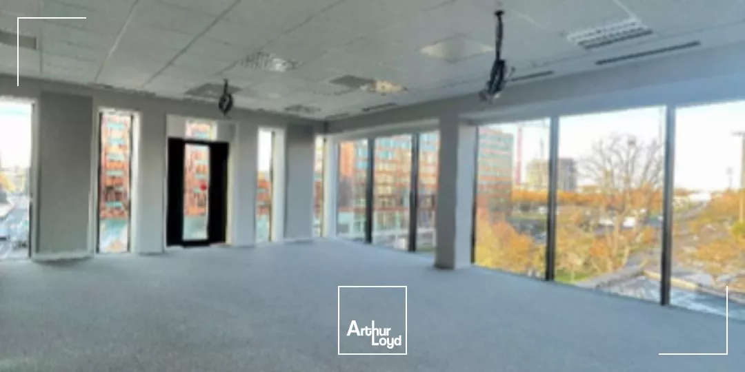 Tour Euravenir : Bureaux à Lille - Quartier d'affaire de Lille - EURALILLE - LILLE CENTRE 