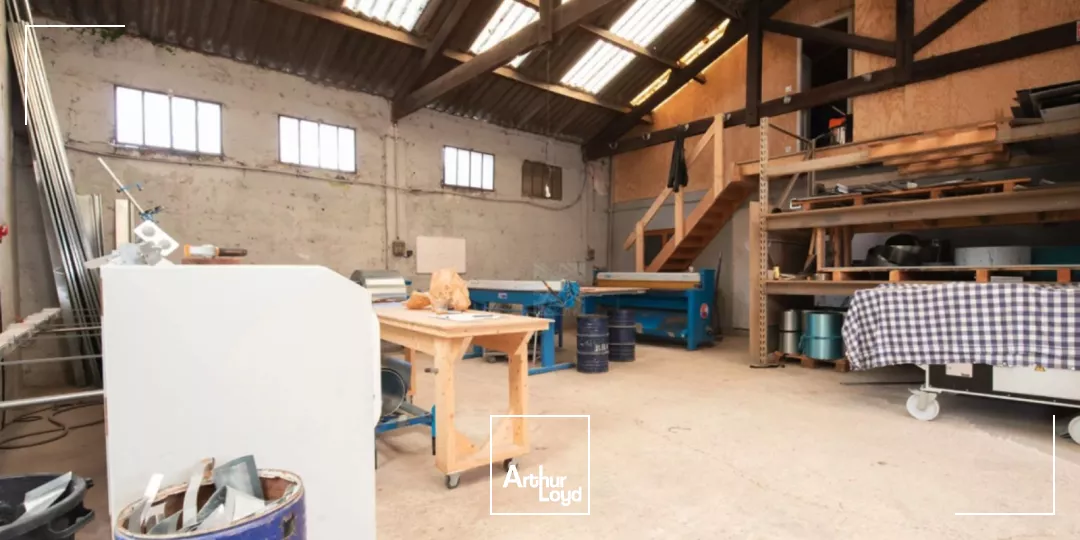 Opportunité : atelier de 468 m² à réhabiliter à Bègles 