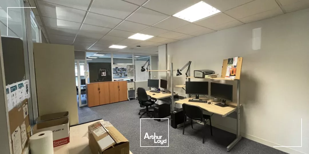 LOCATION DE BUREAUX 132M² MAUPERTUIS A MEYLAN