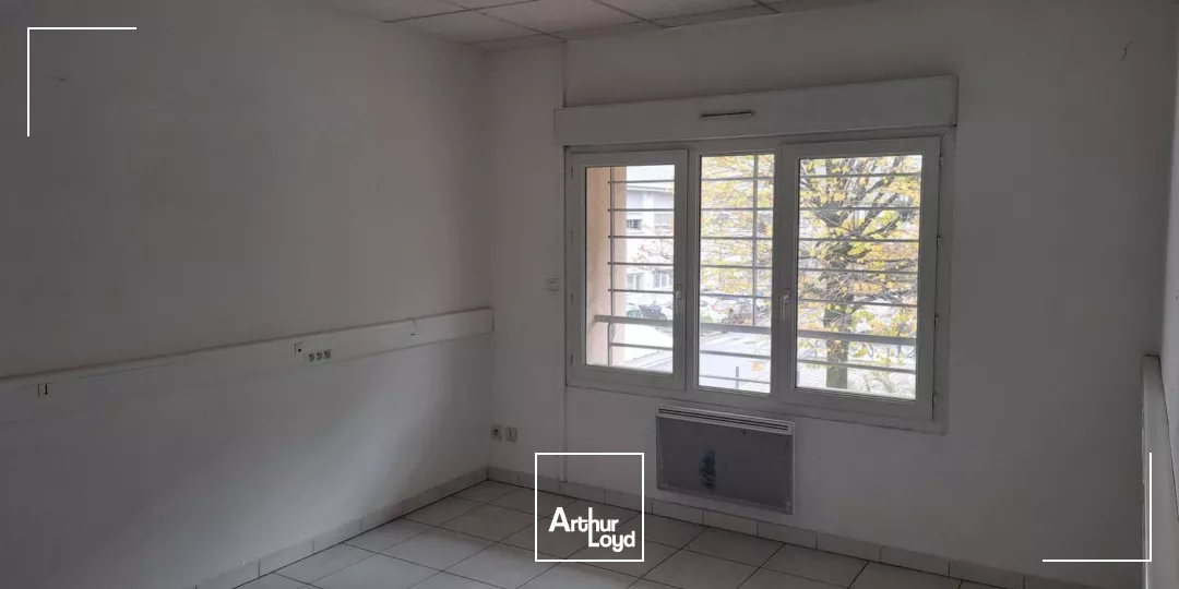 ENSEMBLE DE BUREAUX DE 30M² SECTEUR BOUCHAYER VIALLET GRENOBLE