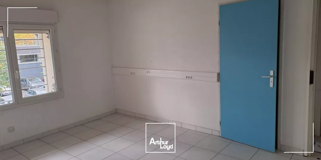 ENSEMBLE DE BUREAUX DE 30M² SECTEUR BOUCHAYER VIALLET GRENOBLE