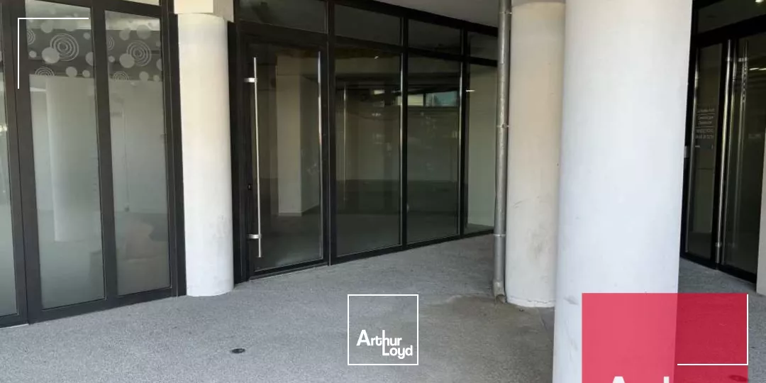 Local commercial à vendre