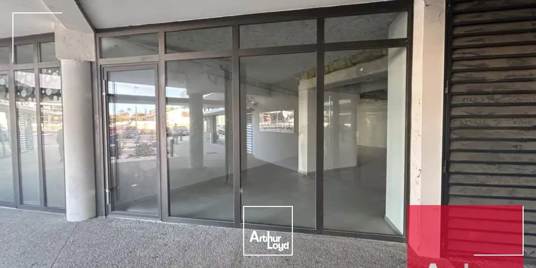 Local commercial à vendre