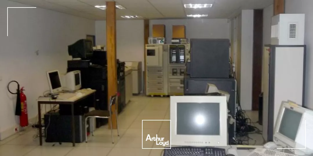 Bureaux à louer à CROISSY SUR SEINE 78290