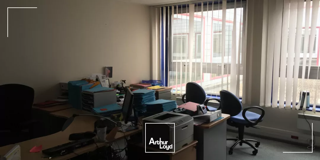 Bureaux à louer à LE PECQ 78230
