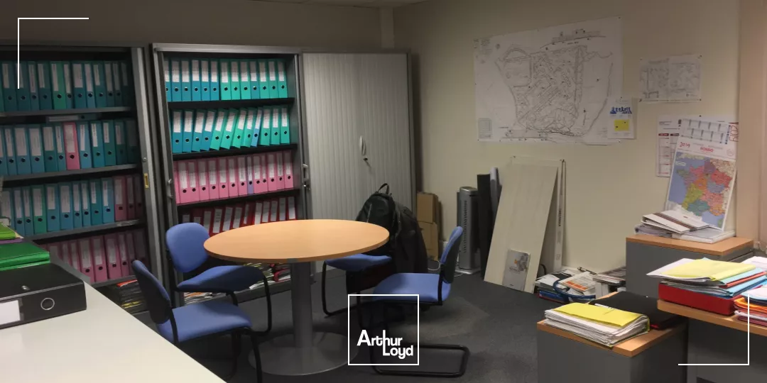 Bureaux à louer à LE PECQ 78230