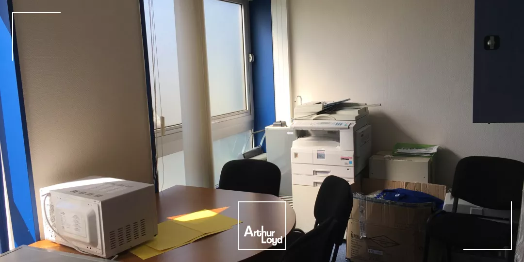 Bureaux à louer à LE PECQ 78230