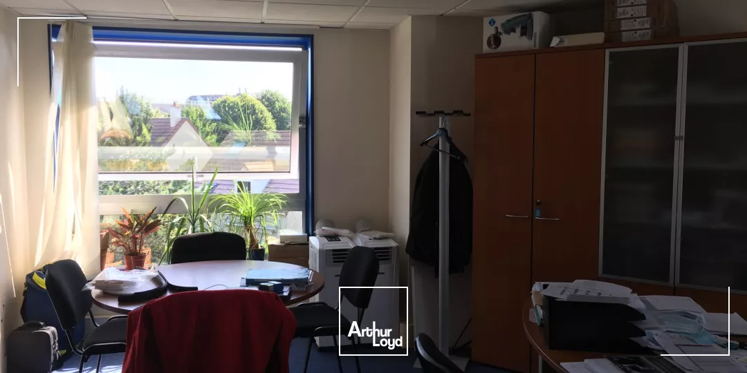 Bureaux à louer à LE PECQ 78230